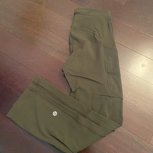Lululemon wunder under crop olive green